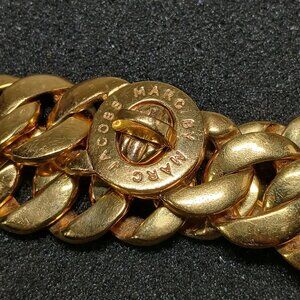 Marc by Marc Jacobs Gold Chunky Chain Bracelet Pearl Toggle Logo Clasp VGUC